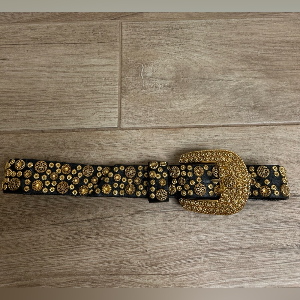 Michael Morrison Belt